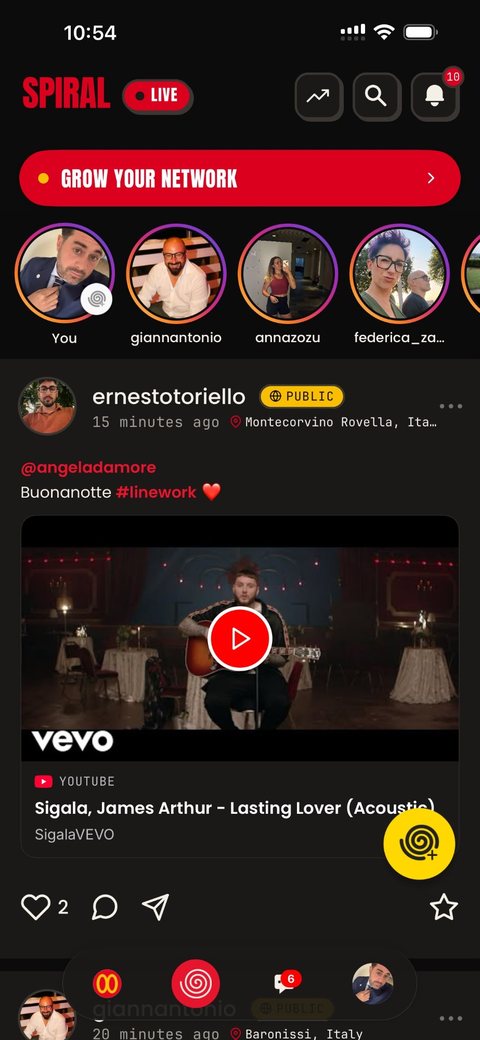 Spiral feed in Dark Mode
